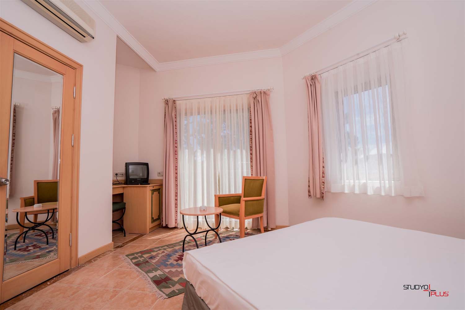 Mira Beach Resort oda galerisi 14