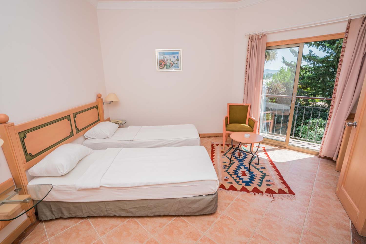 Mira Beach Resort oda galerisi 17